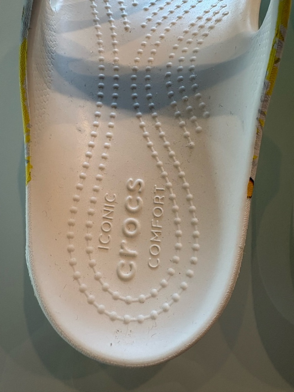 Crocs Daisy Print Sandals, 7 - Picture 5 of 8
